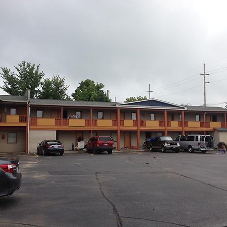 Cadet Motor Inn - Coldwater Exterior foto